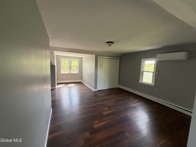 2727 Balltown Road, Niskayuna, NY 12309