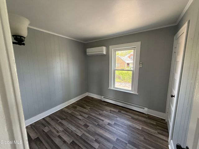 2727 Balltown Road, Niskayuna, NY 12309