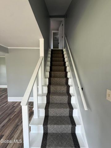 2727 Balltown Road, Niskayuna, NY 12309