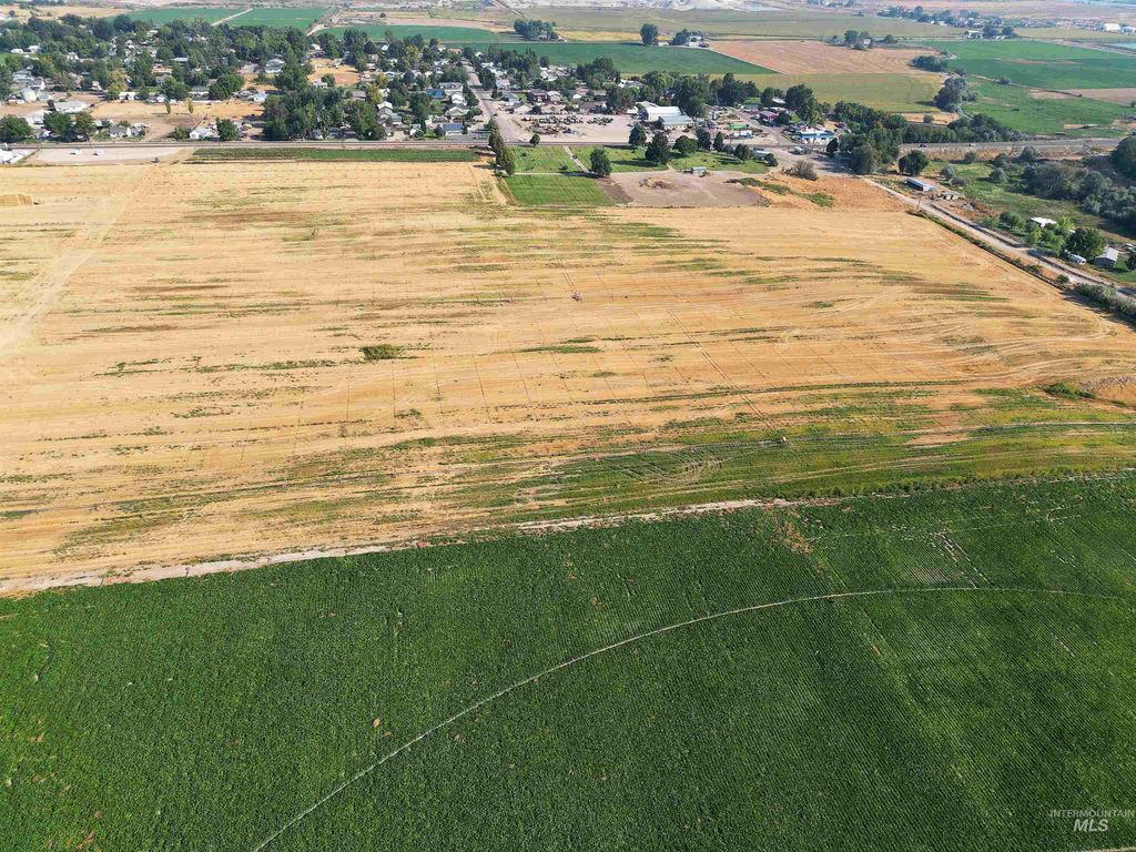 000 Simplot Blvd. - Royal Ridge Subdivision, Greenleaf, ID 83626 photo 5