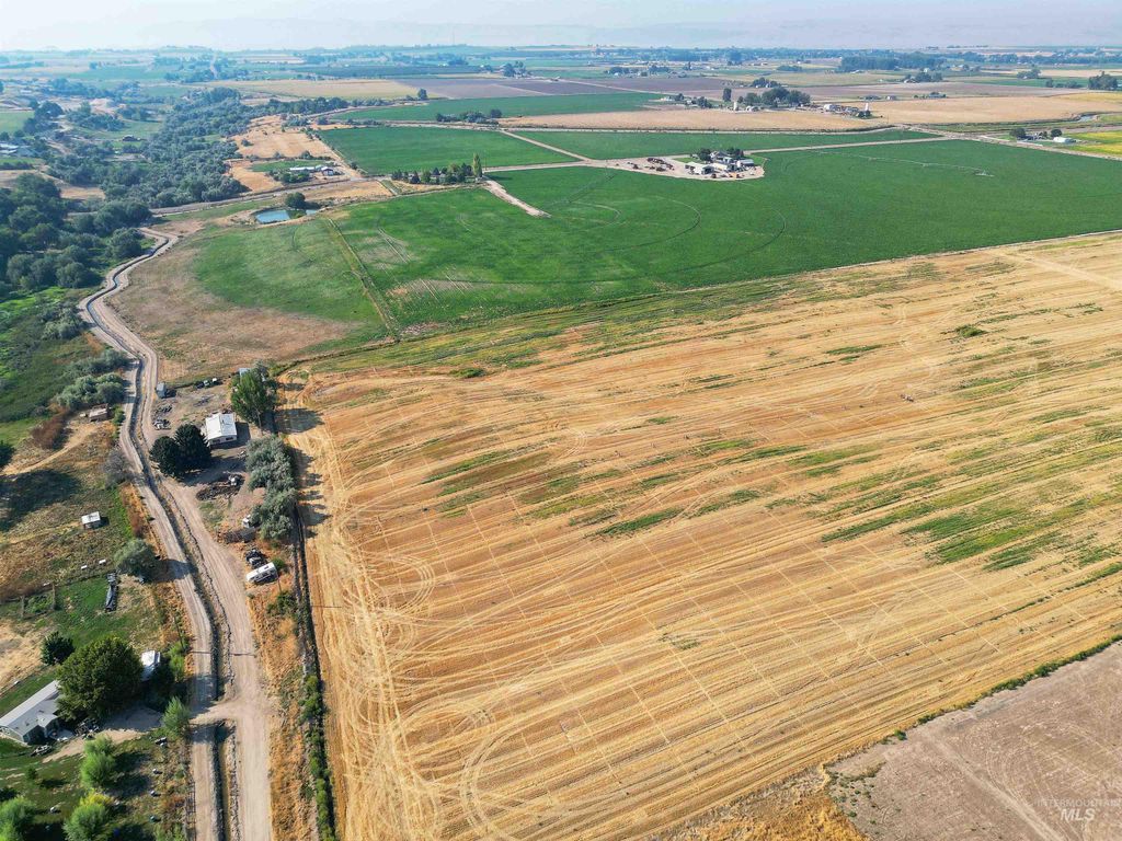 000 Simplot Blvd. - Royal Ridge Subdivision, Greenleaf, ID 83626 photo 9