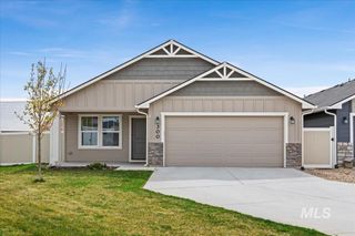 300 Crimson Circle S, Fruitland, ID 83619