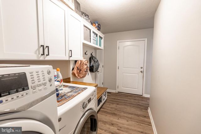 141 OXFORD BLVD, New Oxford, PA 17350