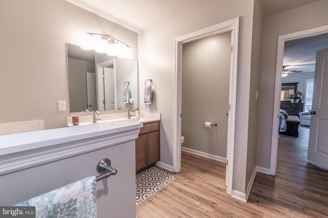 141 OXFORD BLVD, New Oxford, PA 17350