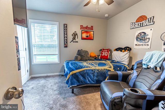 141 OXFORD BLVD, New Oxford, PA 17350