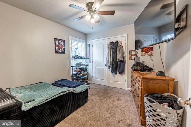 141 OXFORD BLVD, New Oxford, PA 17350