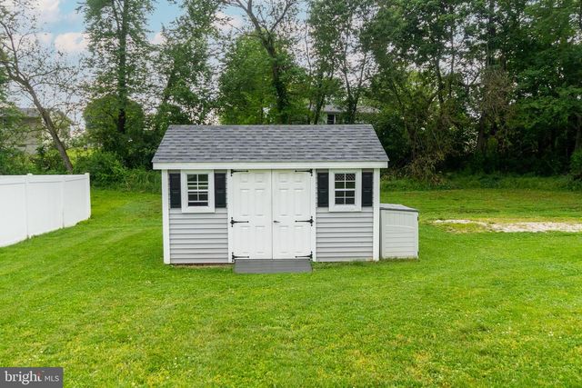 141 OXFORD BLVD, New Oxford, PA 17350