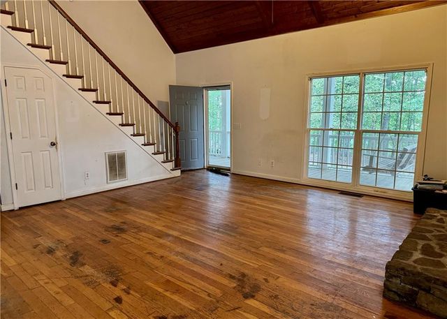 114 Deerfield Drive, Dahlonega, GA 30533