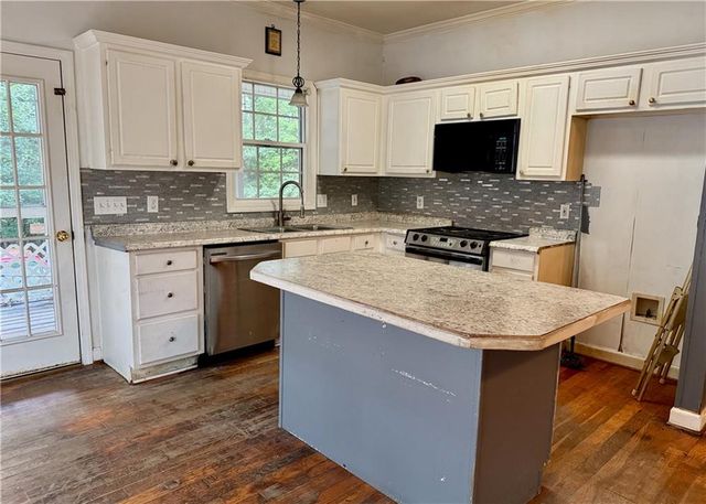 114 Deerfield Drive, Dahlonega, GA 30533