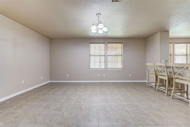 2203 NE 156th Avenue, Norman, OK 73026