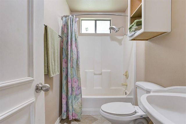 2203 NE 156th Avenue, Norman, OK 73026