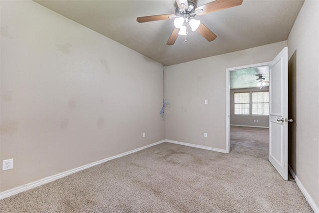 2203 NE 156th Avenue, Norman, OK 73026