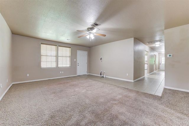 2203 NE 156th Avenue, Norman, OK 73026