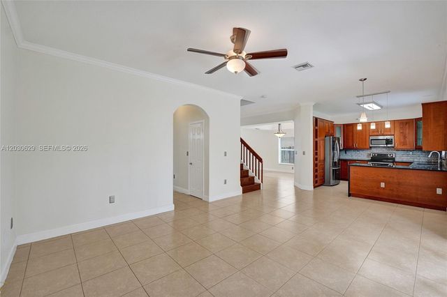1958 NW 171st Ave, Pembroke Pines, FL 33028