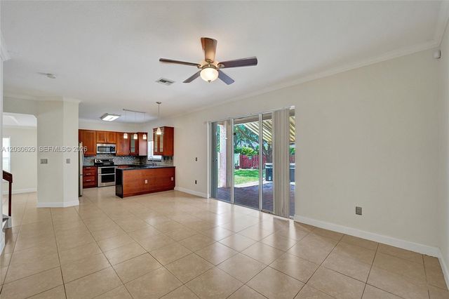 1958 NW 171st Ave, Pembroke Pines, FL 33028