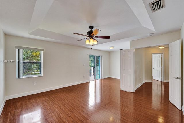 1958 NW 171st Ave, Pembroke Pines, FL 33028