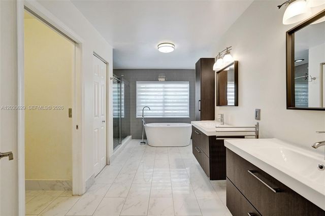1958 NW 171st Ave, Pembroke Pines, FL 33028