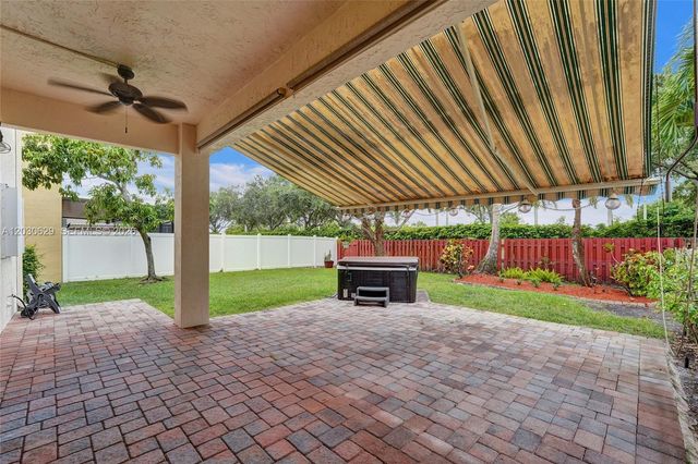 1958 NW 171st Ave, Pembroke Pines, FL 33028