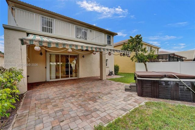 1958 NW 171st Ave, Pembroke Pines, FL 33028