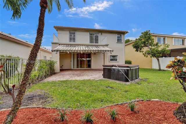 1958 NW 171st Ave, Pembroke Pines, FL 33028