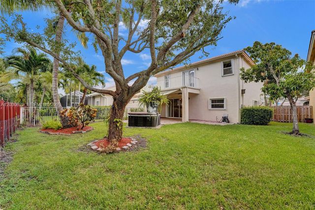 1958 NW 171st Ave, Pembroke Pines, FL 33028