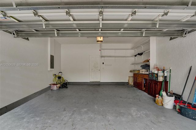 1958 NW 171st Ave, Pembroke Pines, FL 33028