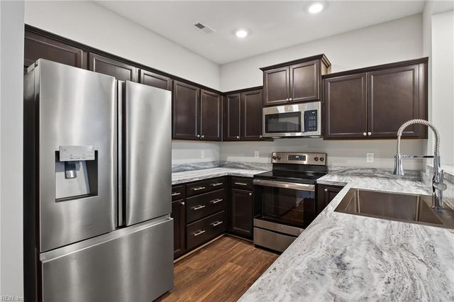 1409 Union Pacific WAY, Suffolk, VA 23435