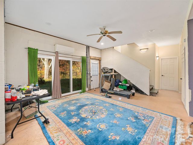 219 Raven Rock Lane, Burnsville, NC 28714