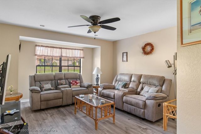 98 Grandview Boulevard, Lake Placid, FL 33852