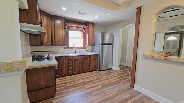 611 Jobes Lane, Evansville, IN 47712