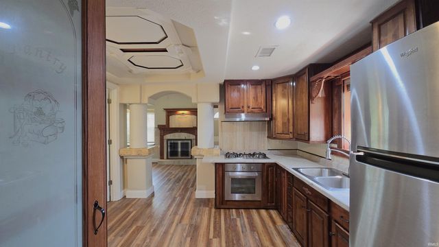 611 Jobes Lane, Evansville, IN 47712