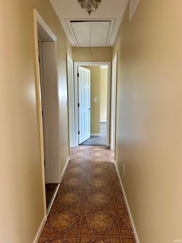 2010 W Wilno Drive, Marion, IN 46952