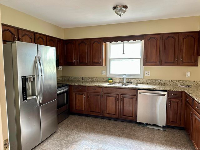 2010 W Wilno Drive, Marion, IN 46952