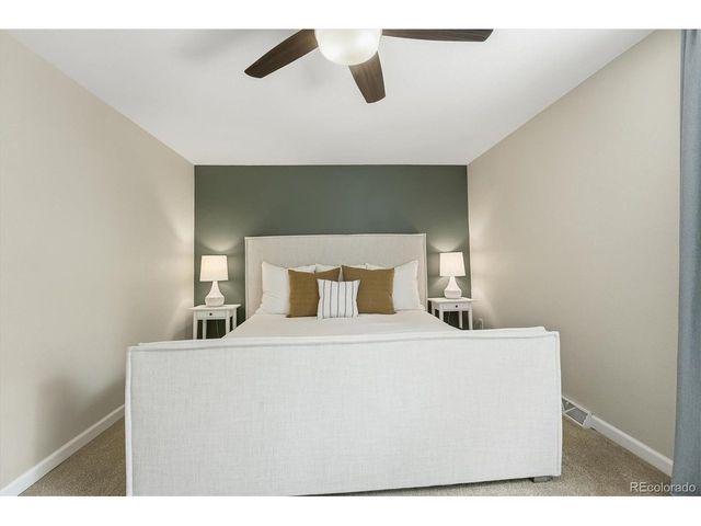 6068 S Locust Cir, Centennial, CO 80111