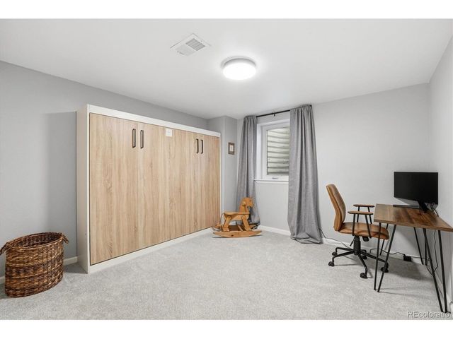 6068 S Locust Cir, Centennial, CO 80111