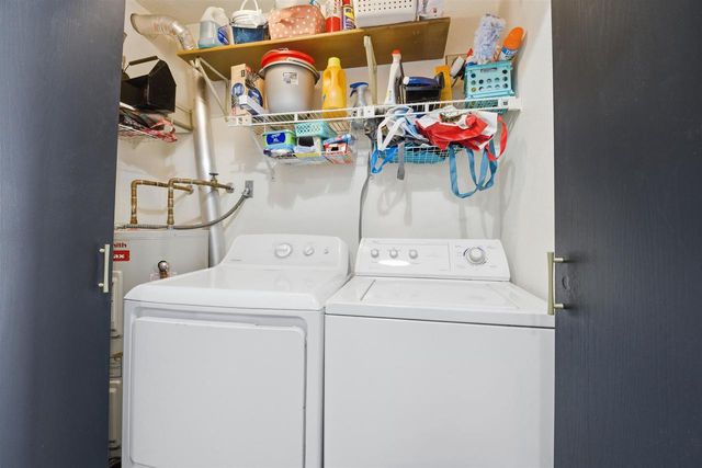 76 SPENCER VILLAGE COURT, Appleton, WI 54914