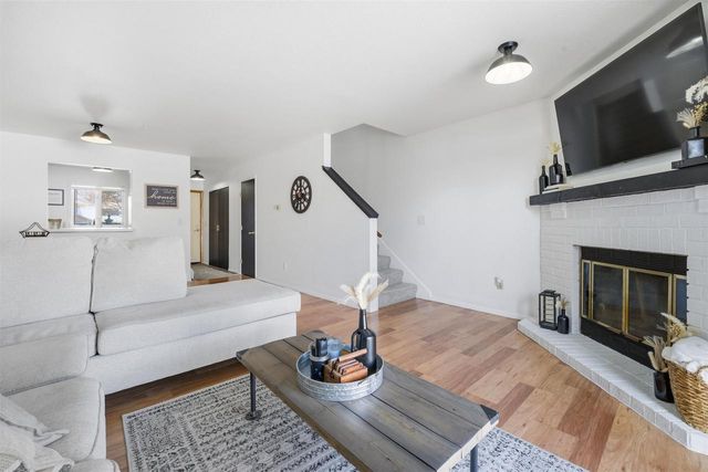 76 SPENCER VILLAGE COURT, Appleton, WI 54914