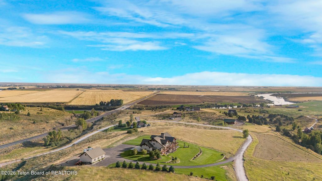 1618 W ASHTON HILL Loop, Ashton, ID 83420