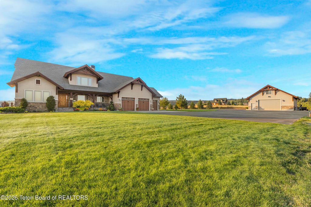 1618 W ASHTON HILL Loop, Ashton, ID 83420 photo 3