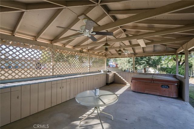 610 Park, Madera, CA 93637