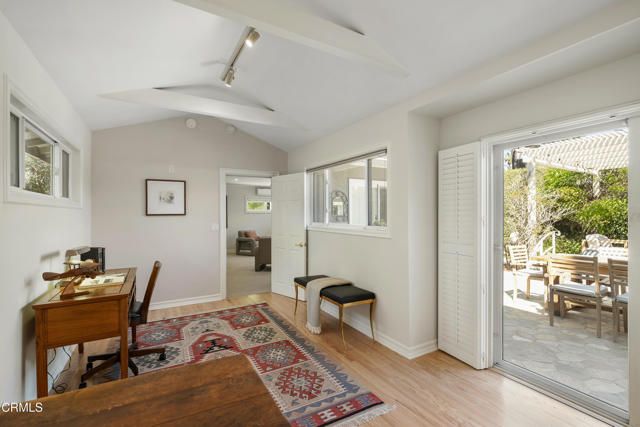 1525 Oak Meadow Lane, South Pasadena, CA 91030