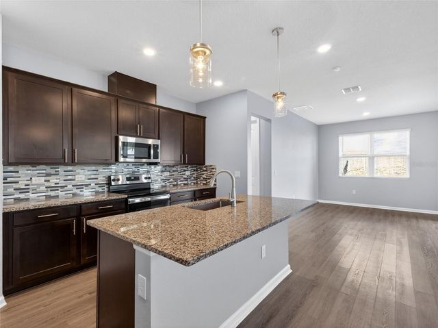 8053 CHERRYSTONE STREET, Leesburg, FL 34748