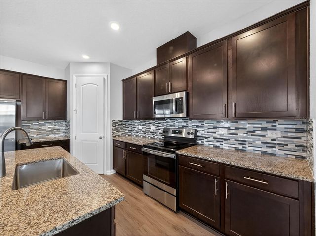 8053 CHERRYSTONE STREET, Leesburg, FL 34748