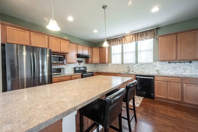 16524 Cava Drive, Fishers, IN 46037