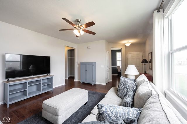 16524 Cava Drive, Fishers, IN 46037