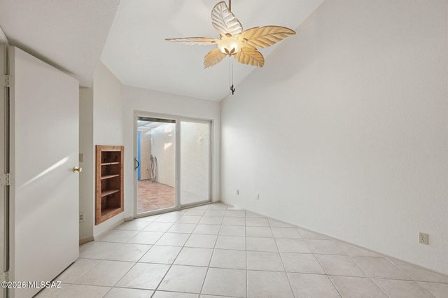 7610 E Callisto Cir Unit 49, Tucson, AZ 85715