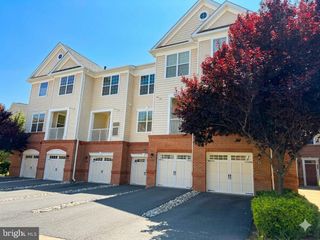 23257 SOUTHDOWN MANOR TER #106, Ashburn, VA 20148