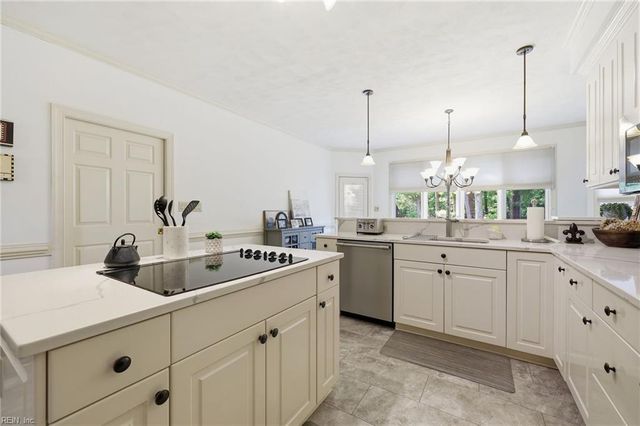 700 Harbor Quay, Chesapeake, VA 23320