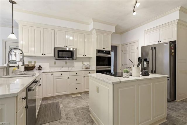 700 Harbor Quay, Chesapeake, VA 23320