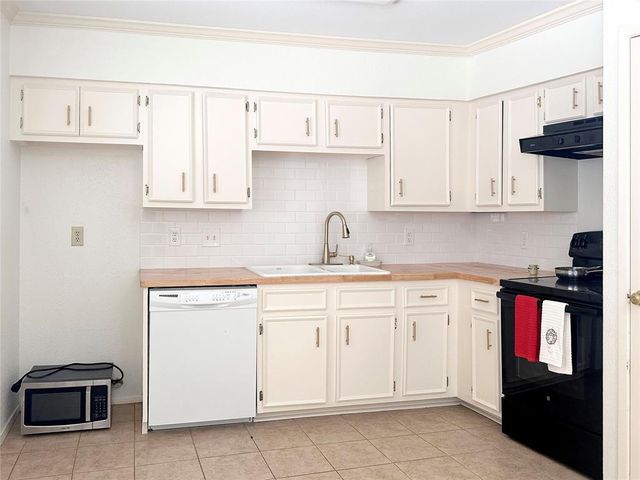 4040 San Felipe Street 135, Houston, TX 77027